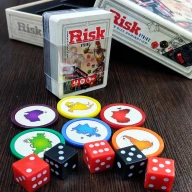 بازی فکری ریسک کارتی RISK STRIKE - تصویر 2